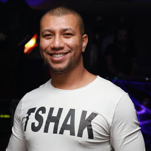 Tshak